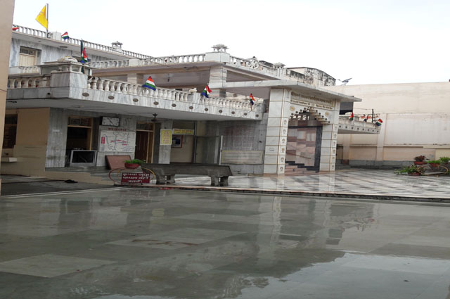 Shri Parshwanath Digambar Jain Tirth Kshetra, Bhelupur, Uttar Pradesh